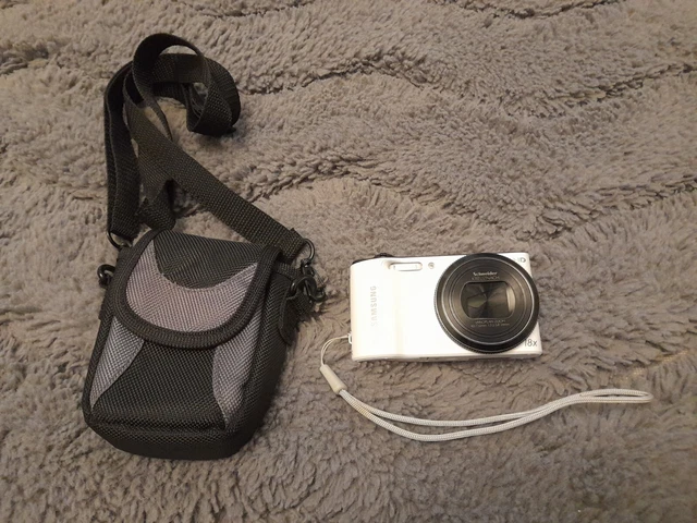 SAMSUNG WB150F 14.2MP ‘White’ WiFi + hd - Fully Working in vgc. With carry bag
