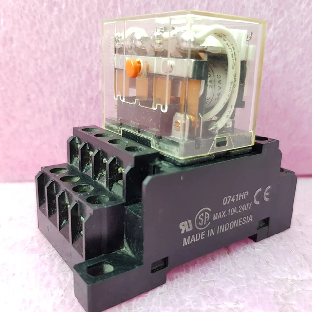 Omron LY4I4N 24 V CA 14 pin 10 A 240 V CA 28 V CC Bobina relè cubetto di...
