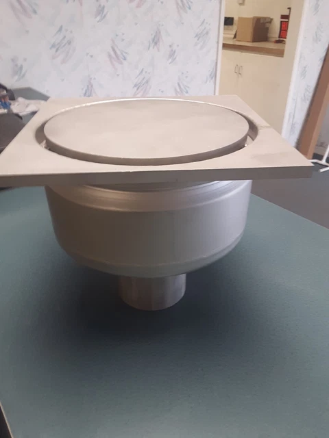 Kusel Stainless Steel Floor Drain with Baskey