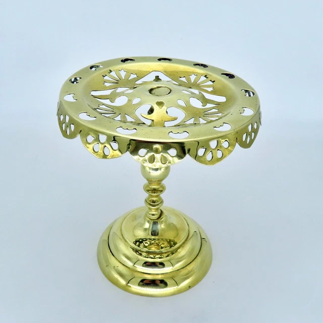 Antico Ottone Chiesa Altare Stand Sottopentola Display Bollitore Censor Stand