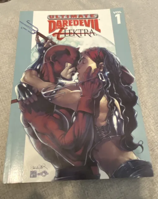 Marvel Comics Ultimate Daredevil & Elektra (2003) Paperback Book Direct Edition