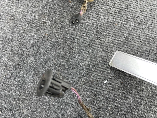 VW Golf Mk4 1998–2004 Front Right Door Lock Wiring Loom Harness