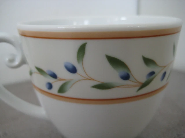 Mitterteich Kaffeetasse Teetasse Porzellan weiss mit Oliven Muster w NEU 3