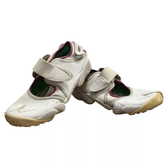 Nike toe split trainers 2025