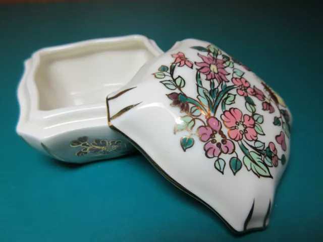 3" Zsolnay Porcelain Hungary Gold Trinket Powder Jewelry Vanity Box numbered