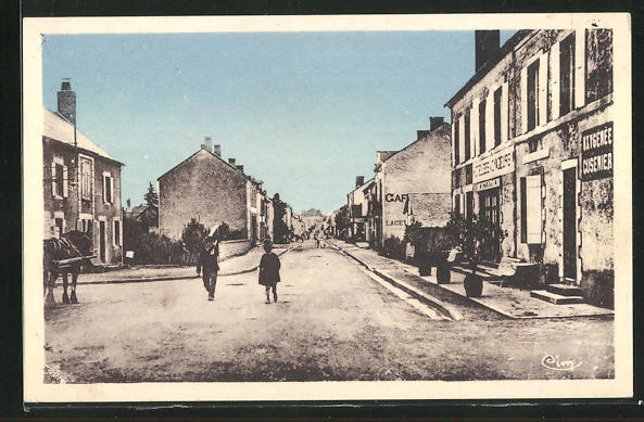 CPA Cercy-la-Tour, Sortie de la Gare