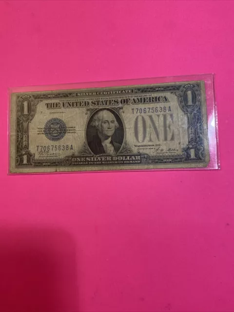 Series of 1928 A $1.00 Funnyback Silver Certificate 🔥Coinguyz🔥