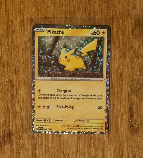 pikachu pokemon card 002/015 Pikachu V Gold 011/015 & Pokeball 002/015 – 25th Golden Box Chinois