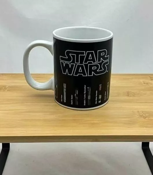 Mug thermoréactif duel sabre laser Star Wars