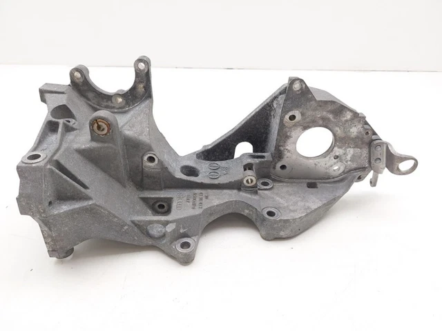 03L903143H / 03L903139G ALTERNATEUR SUPPORT SUPERIEUR Audi Q5 (8RB) 2011