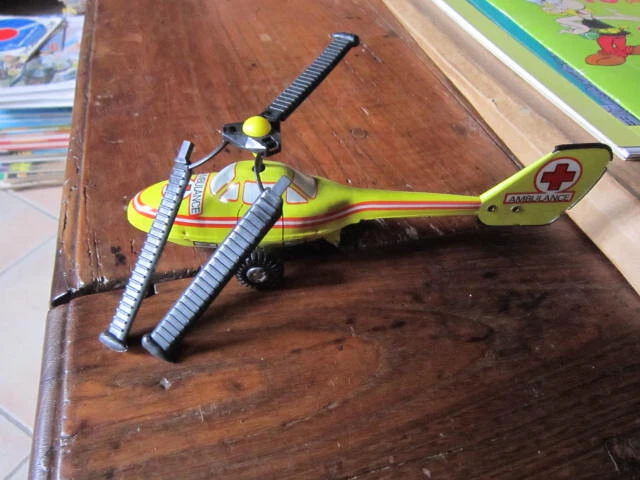 JOUET ANCIEN mécanique en tôle - JOUSTRA – hélicoptère à friction réf 0531