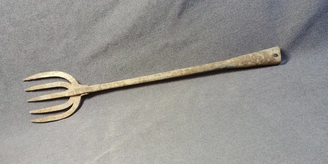 Long 16 Inch Big Hand Forged Eel Fish Frog Fork Trident Antique Spear 5 Tine