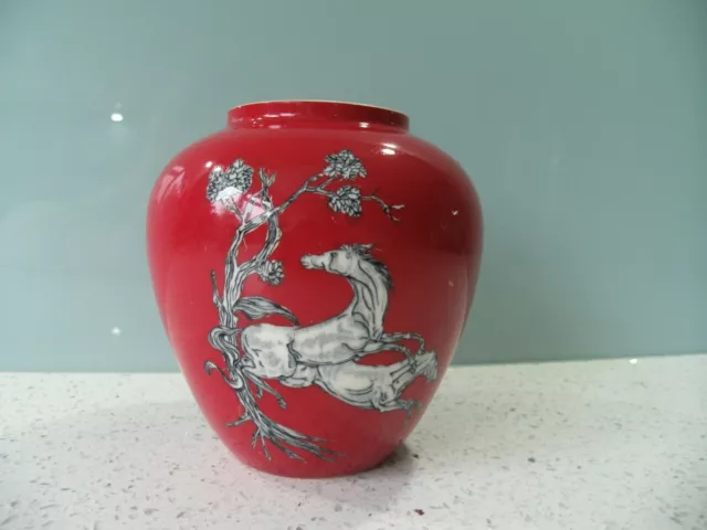 Krone Devon Fieldings Rot Pegasus Pferdevase Oder Inwergglas Ohne Deckel 11 Cm