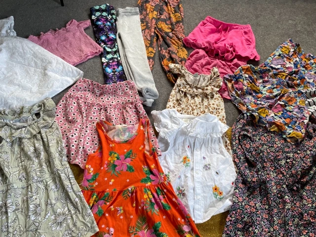 pacchetto vestiti ragazze età 5-6 anni abiti Next H&M Primark George Holiday