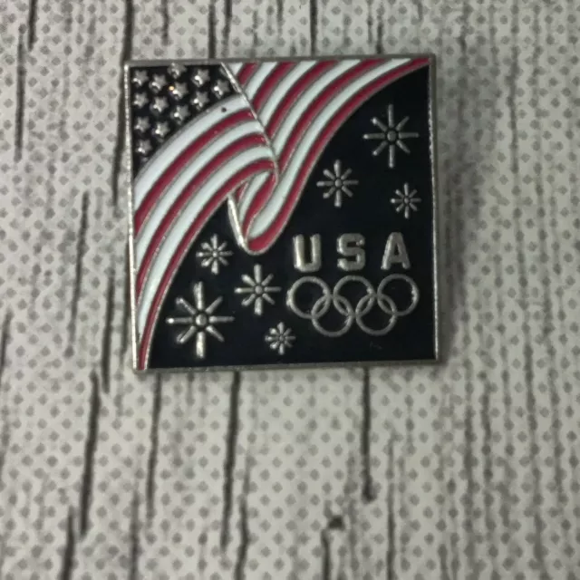 2002 Salt Lake City Winter Olympics Team USA Flag Lapel Pin