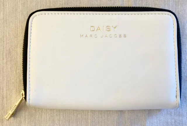 Marc Jacobs Daisy metal zipper make up purse, case, pocket book