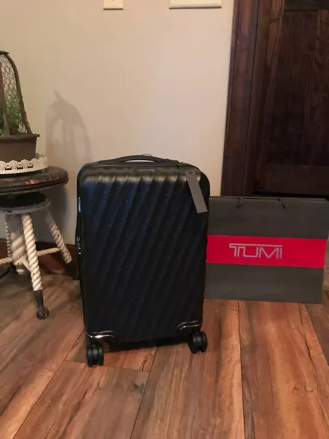 New TUMI 19 Degree International Carry On 4 Wheel Expand Black Textured