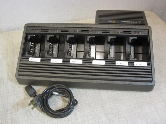 Motorola NTN1178D 6-Bay Drop-In Radio Battery Charger Station Dock - AS-IS