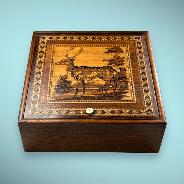 Caja de pañuelos Tunbridge Ware