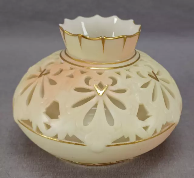 Locke & Co Worcester Reticulated Blush Ivory & Gold 2 7/8 Inch Vase