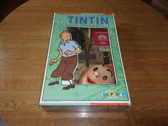 Panoplie Tintin Masport déguisement Herge masque Cesar