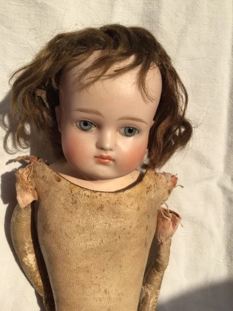 Poupée Ancienne Simon & Halbig 1160, Tête Bisque Bouche Fermée, Robe D'époque, Allemagne 1900