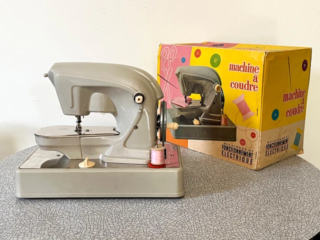JOUET ANCIEN Années 60 Superbe Valise Docteur Secours Junior EUR 49,90