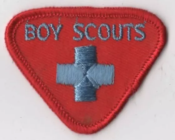 First Aid Wolf Cub Badge Boy Scout Patch RED Bdr. [INT792]