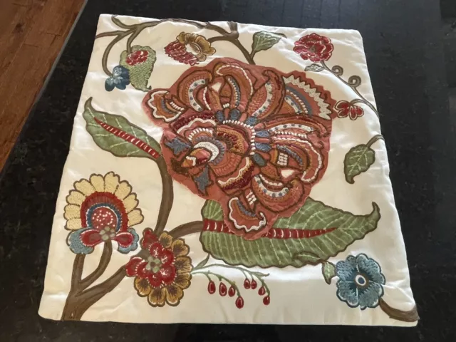 Pottery Barn Crewel Floral Pillow Cover ~20"x20" ~Red Ivory ~Embroidered~EUC