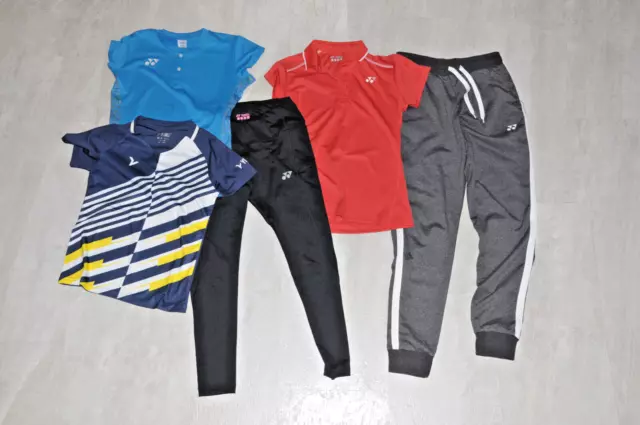 Badminton Bekleidungspaket Mädchen Gr. M Yonex +Young: 3 Polos + 2 lange Hosen