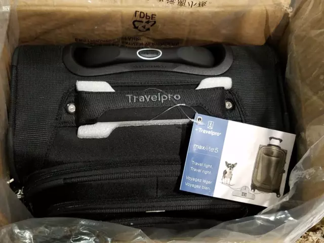Travelpro Maxlite 5 Softside Black Expandable Luggage with 4 Spinner Wheels