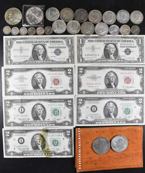 28 Us Silver & Older Coin & Currency Lot Silver Kennedy Ike Coins Silver Bars ++