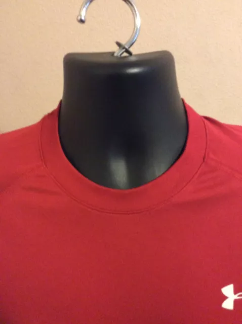 UNDER ARMOUR MEN’S Medium Heat Gear Short Sleeve T-Shirt Loose Fit Red ...