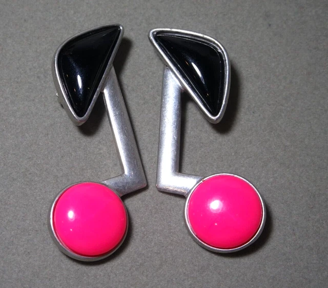 Vintage Ben-Amun Silver Tone Modernistic Clip Earrings Black Fuschia 2,5'' Long Vintage Ben-Amun Silver Tone Modernistic Clip Earrings Black Fuschia 2,5'' Long