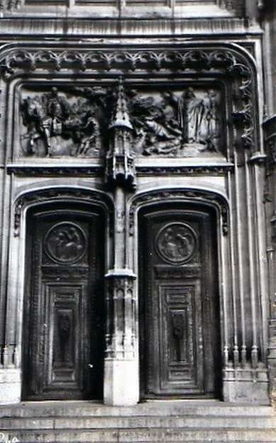 95-15 cpsm Montmorency - portail eglise St Martin