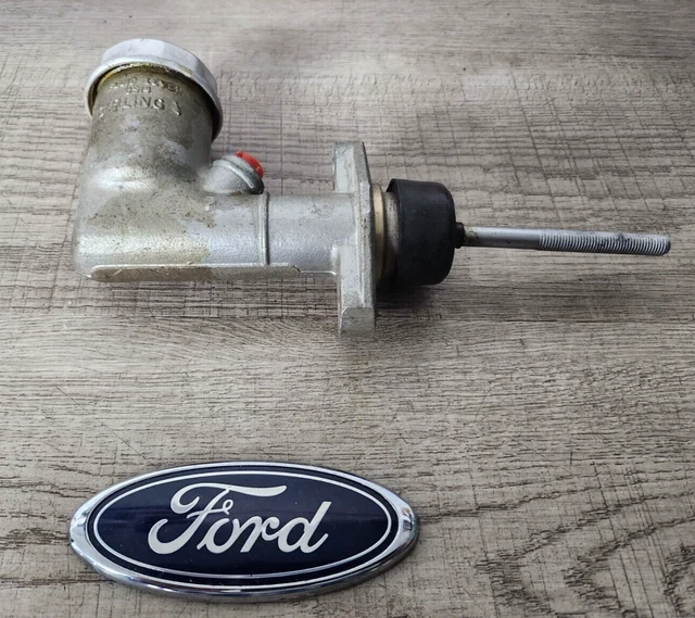 NOS FORD CORTINA Mk1 Girling Brake Master Cylinder 5/8" Genuine