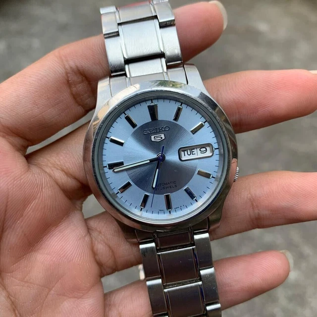SEIKO SQ WATCH 100 Series Rare Grey Dial Day Date with Bracelet