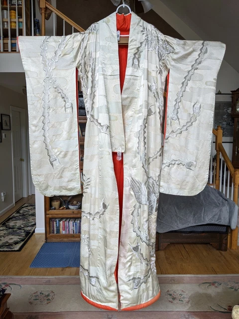 Vintage Embroidered/Brocade Silk Japanese Ceremonial Wedding Uchikake Kimono