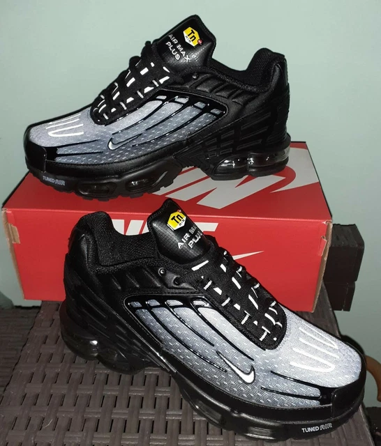 NIKE AIR MAX TN Plus N43 Nera e Grigia stemma Bianco EUR 80,00 - PicClick IT