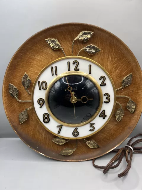 United Corp Electric 1961 Wall Clock Model No. 45 Brass Leaves VTG MCM See Video