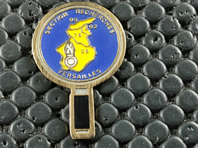 PINS PIN BADGE Armee Militaire Gendarmerie Section Recherches pins-pin-badge-armee-militaire-gendarmerie-section-recherches