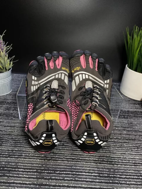 VIBRAM Fivefingers Bikila Women Sz 5.5 Black/Pink Barefoot Running Shoes/#L/