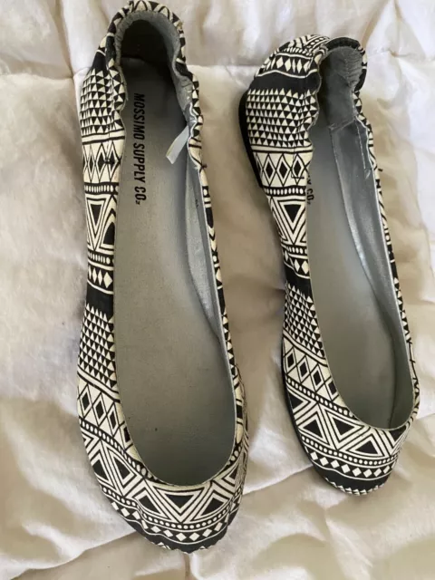 Mossimo Supply Co Women's Black & White Fabric Ballet Shoes Flats Size 6