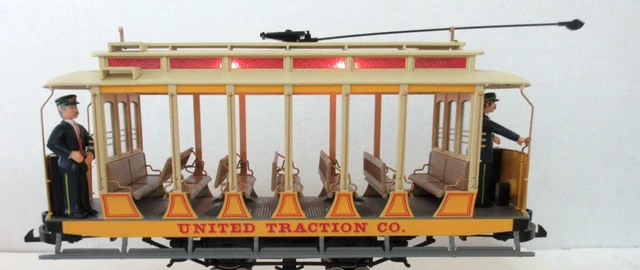 BACHMANN G SCALE United Traction  Streetcar Trolley