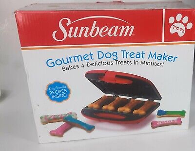 Sunbeam Pets Gourmet Dog Treat Maker Bake 4 Treats  in minutes 2012l