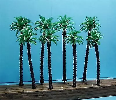 HO Scale  8 Piece Package of Model Coconut Palm Trees  2 Sizes  4 of Each Size
