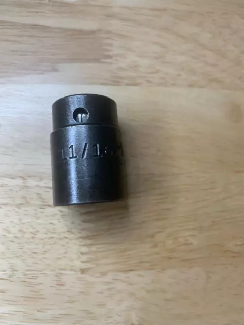 Mac Tools 1/2" Drive 11/16" SAE 6 Point Impact Short Socket VP326 Made in USA