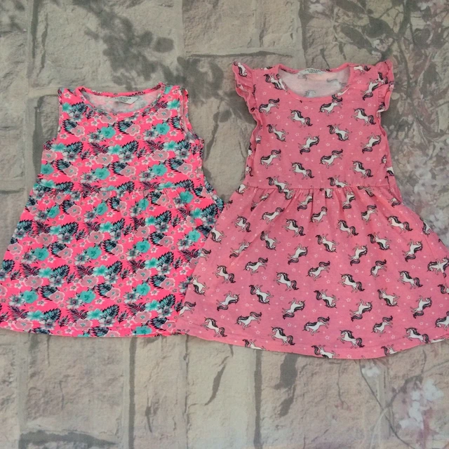 Pacchetto vestiti per bambina 5-6 anni Zara Next H&M RI ecc top pantaloncini abiti costumi da bagno 2