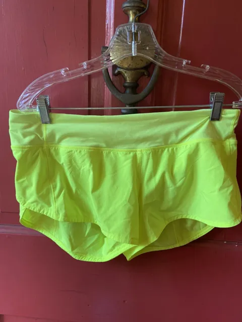 Lululemon Speed Up  Neon Yellow Womens Shorts 2.5" Inseam Size 8 Lined