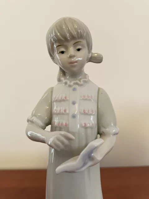 KPM Style Porcelain Girl With Book Reading/Teaching Very Good Condition